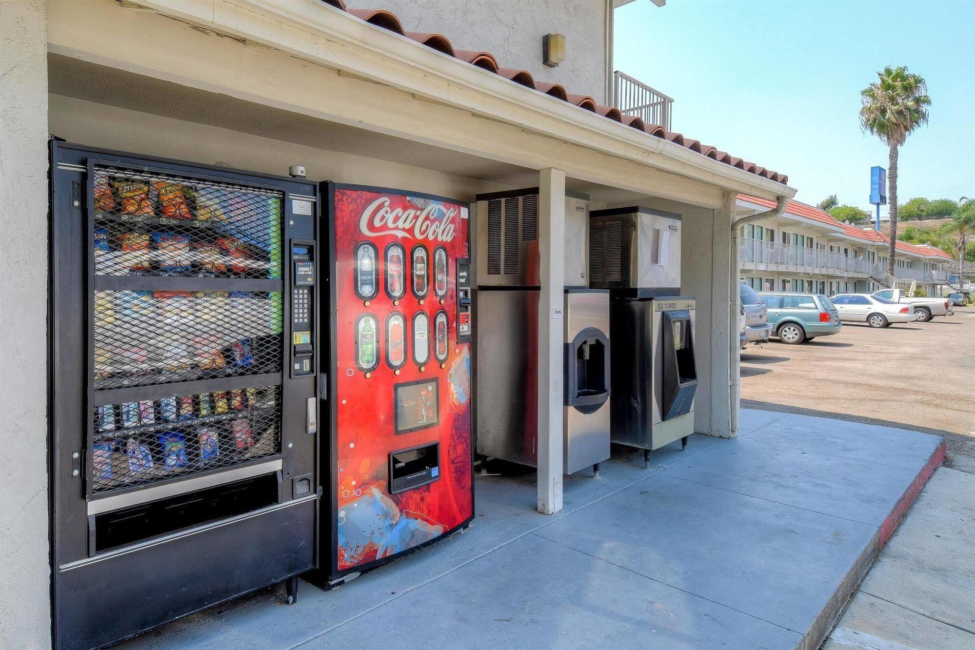 Motel 6-La Mesa, Ca - San Diego エクステリア 写真